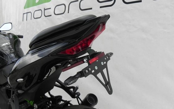 Neufahrzeug Kawasaki Ninja ZX-4RR - Bild 6