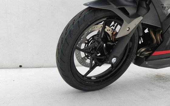 Neufahrzeug Kawasaki Ninja 500 SE - Bild 6
