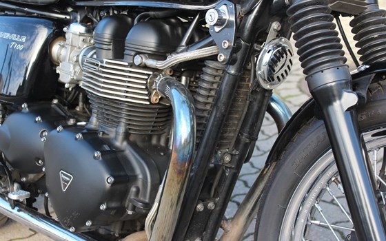 Gebrauchtmotorrad Triumph Bonneville T100 - Bild 10