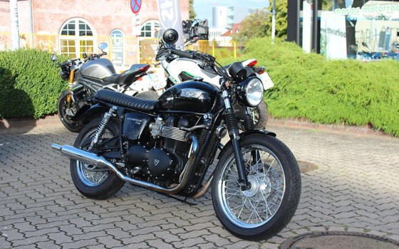 Gebrauchtmotorrad Triumph Bonneville T100 - Bild 2