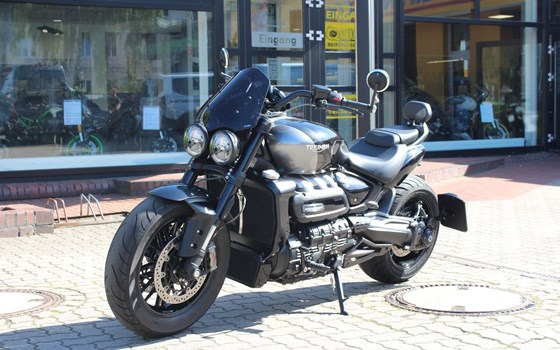 Gebrauchtmotorrad Triumph Rocket 3 GT Triple Black - Bild 5