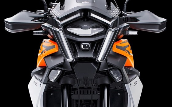 Neufahrzeug KTM 1390 Super Adventure S EVO - Bild 12