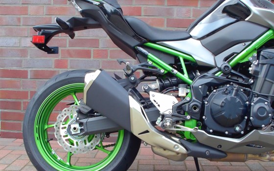 Gebrauchtmotorrad Kawasaki Z900 - Bild 6