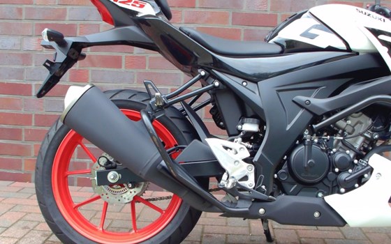 Gebrauchtmotorrad Suzuki GSX-S125 - Bild 8