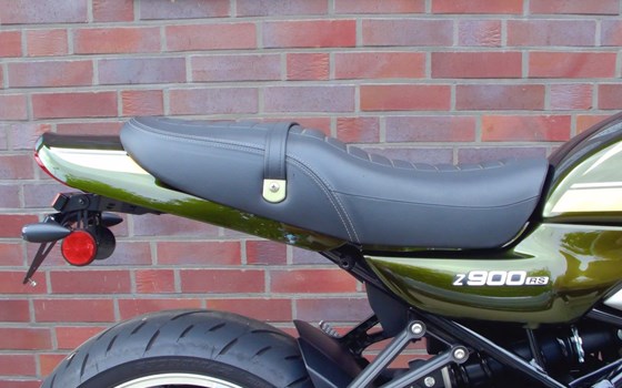 Gebrauchtmotorrad Kawasaki Z900 RS - Bild 8