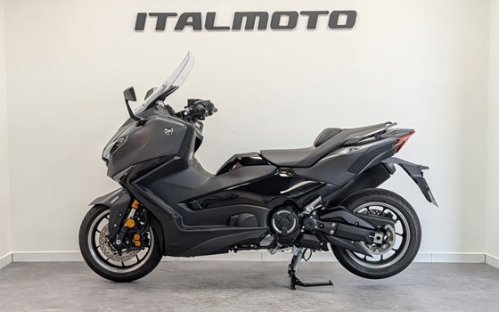 Gebrauchtmotorrad Yamaha TMAX Tech MAX - Bild 3