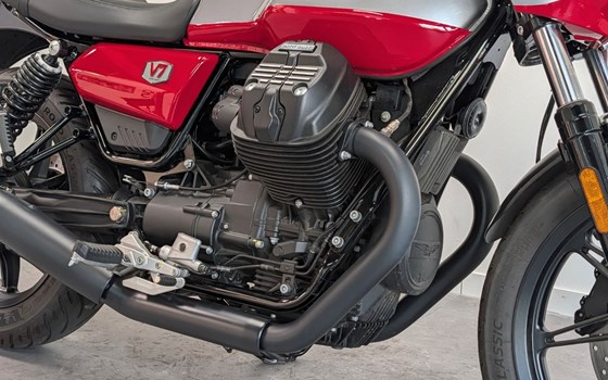 Gebrauchtmotorrad Moto Guzzi V7 Stone Corsa - Bild 7