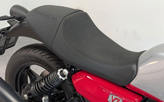 Gebrauchtmotorrad Moto Guzzi V7 Stone Corsa - Bild 8