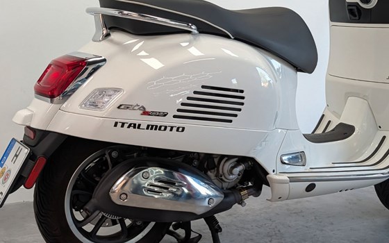 Gebrauchtmotorrad Vespa GTS 310 Super - Bild 10