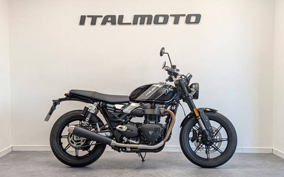 Gebrauchtmotorrad Triumph Speed Twin 900 - Bild 2