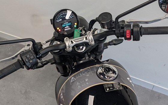 Gebrauchtmotorrad Triumph Speed Twin 900 - Bild 5