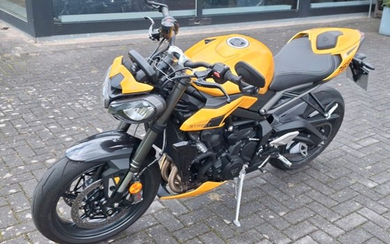 Gebrauchtmotorrad Triumph Street Triple 765 RS - Bild 3