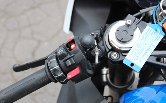 Gebrauchtmotorrad BMW S 1000 RR - Bild 12