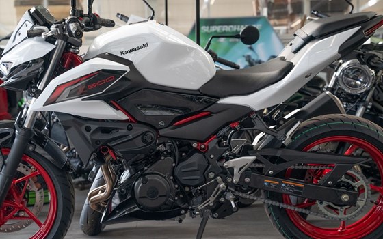 Neufahrzeug Kawasaki Z 500 SE - Bild 25
