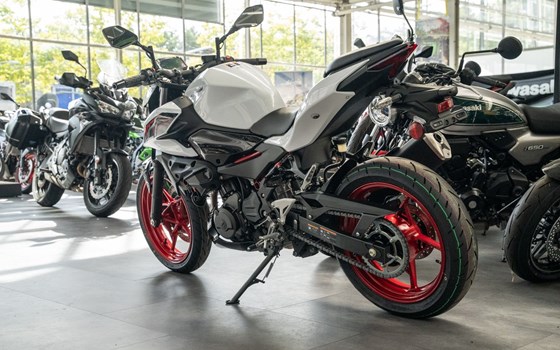 Neufahrzeug Kawasaki Z 500 SE - Bild 5