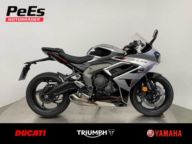 Triumph Daytona 660