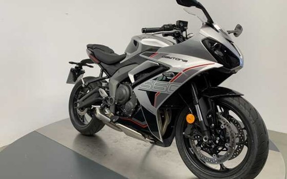 Gebrauchtmotorrad Triumph Daytona 660 - Bild 4