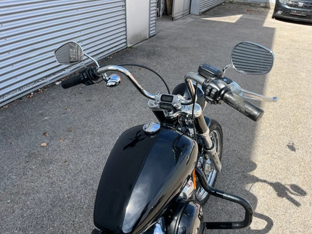 Harley-Davidson Softail Standard FXST (schwarz) - Bild 5