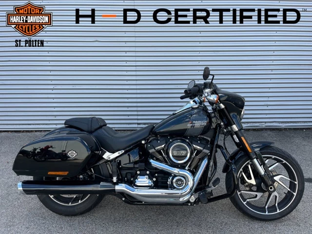 Harley-Davidson Softail Sport Glide FLSB (schwarz) - Bild 1