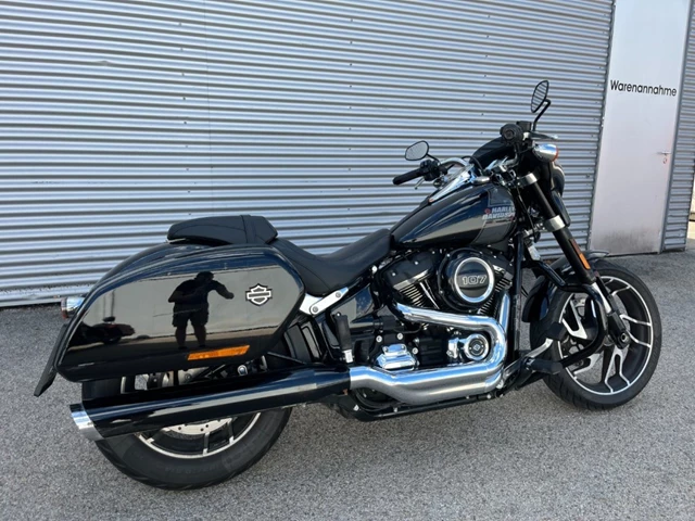 Harley-Davidson Softail Sport Glide FLSB (schwarz) - Bild 7