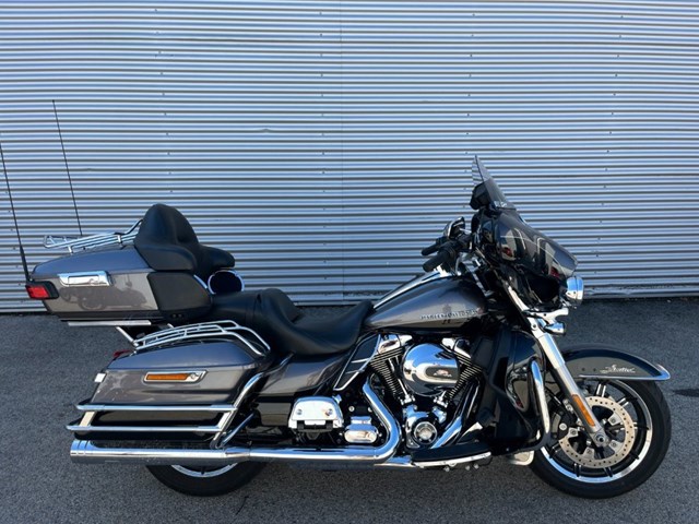 Harley-Davidson FLHTK Electra Glide Ultra Limited (schwarz) - Bild 2