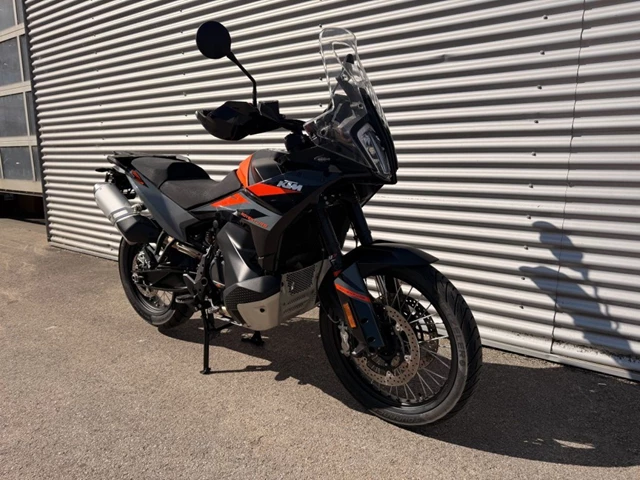 KTM 890 Adventure (schwarz) - Bild 3
