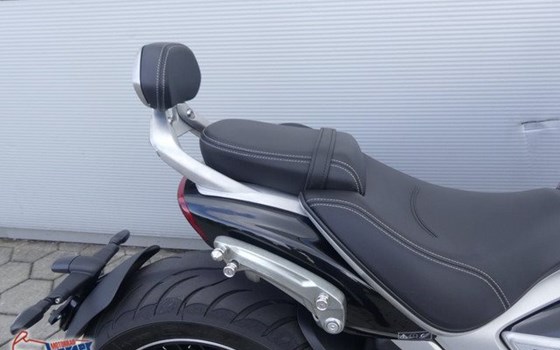 Gebrauchtmotorrad Triumph Rocket 3 GT - Bild 4