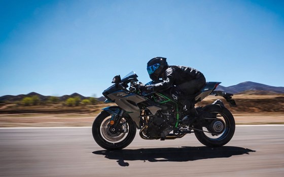 Neufahrzeug Kawasaki Ninja H2 Carbon - Bild 10