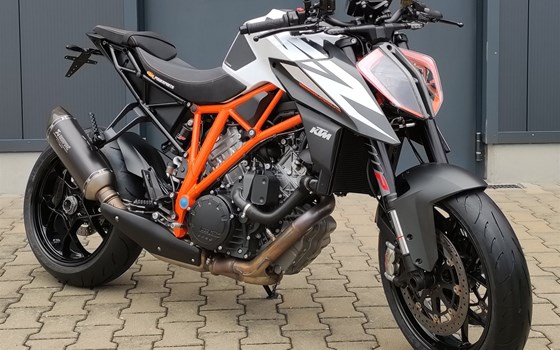 Gebrauchtmotorrad KTM 1290 Super Duke R - Bild 1