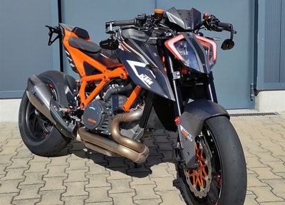 GEBRAUCHTFAHRZEUG KTM 1290 Super Duke RR