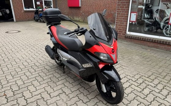 Gebrauchtmotorrad Aprilia SR-Max 300ie - Bild 2