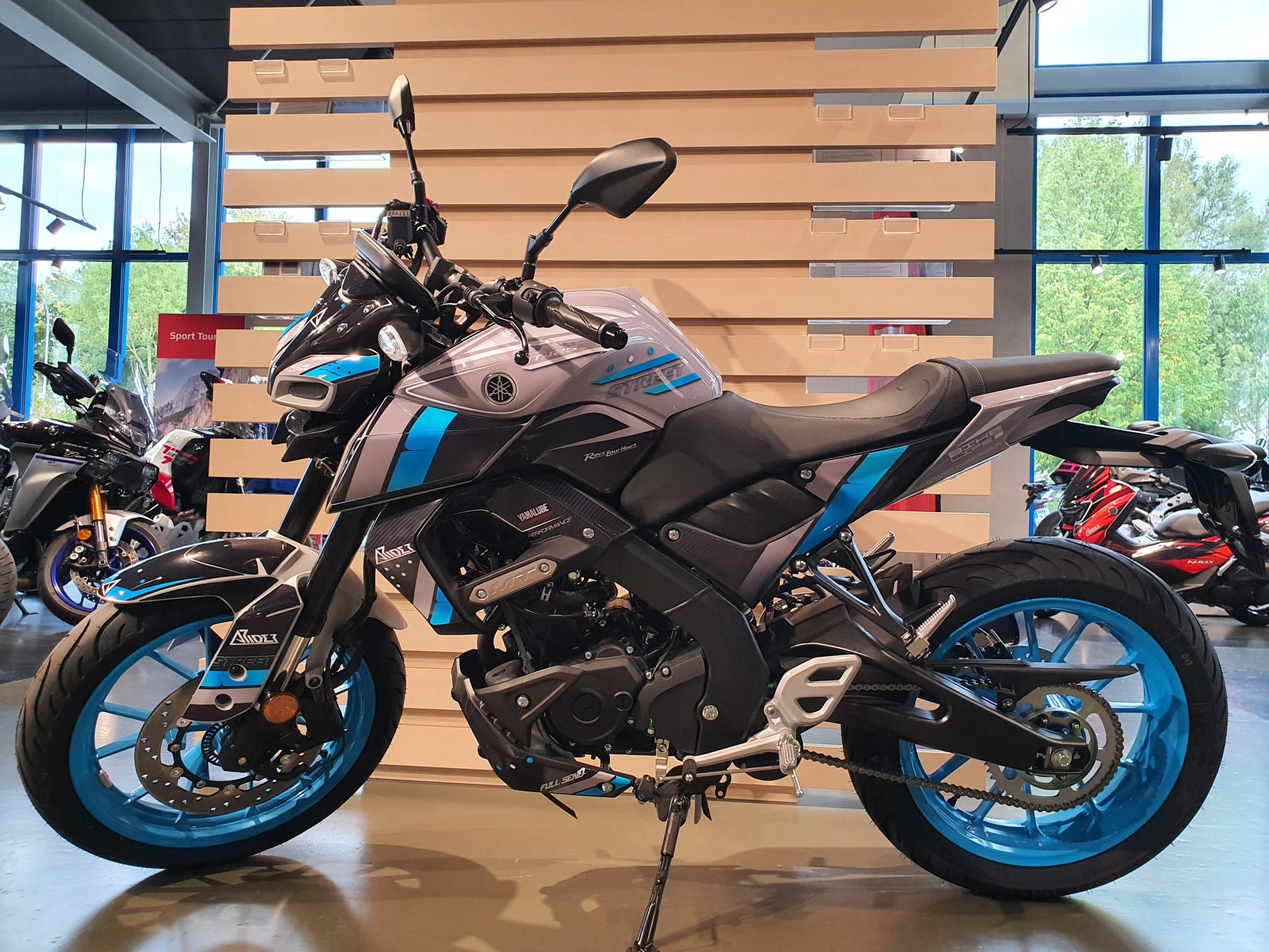 Yamaha MT-125