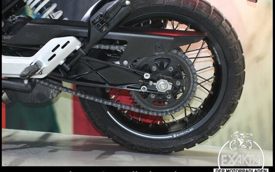 Gebrauchtmotorrad Husqvarna Svartpilen 125 - Bild 23