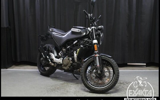 Gebrauchtmotorrad Husqvarna Svartpilen 125 - Bild 7