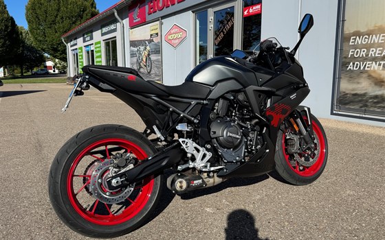 Gebrauchtmotorrad Suzuki GSX-8R Power Edition - Bild 3