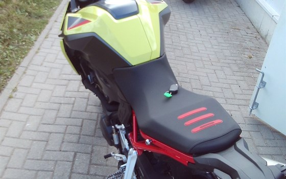Gebrauchtmotorrad BMW F 900 GS - Bild 9