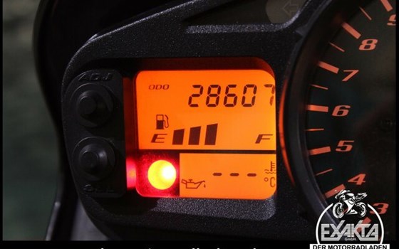 Gebrauchtmotorrad Suzuki GSR 600 - Bild 12