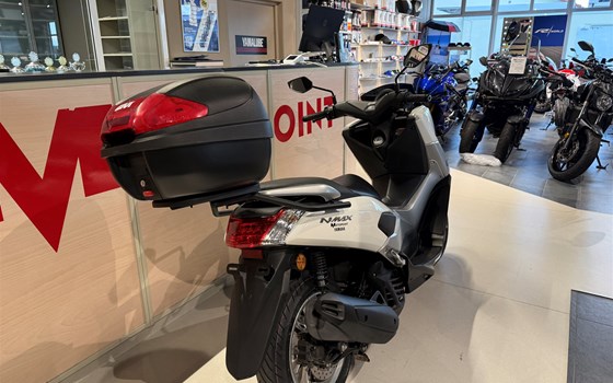 Gebrauchtmotorrad Yamaha NMAX 125 - Bild 10