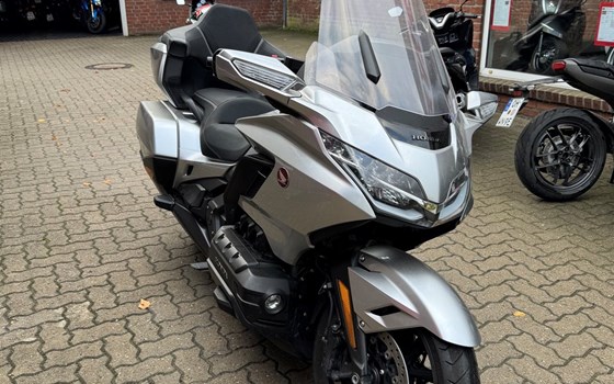 Gebrauchtmotorrad Honda GL 1800 Goldwing Tour DCT - Bild 2