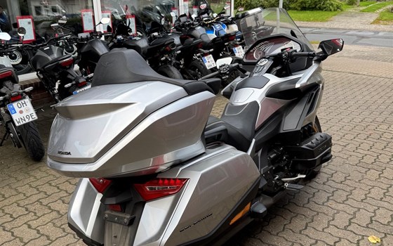 Gebrauchtmotorrad Honda GL 1800 Goldwing Tour DCT - Bild 3