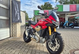 Neumotorrad Moto Guzzi V100 Mandello