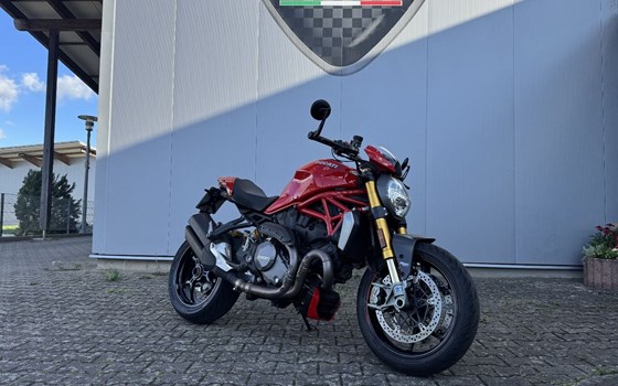 Gebrauchtmotorrad Ducati Monster 1200 S - Bild 1