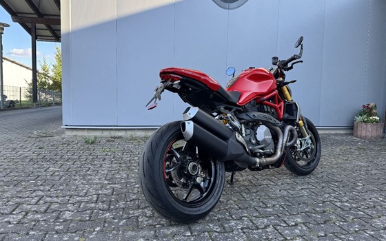 Gebrauchtmotorrad Ducati Monster 1200 S - Bild 8