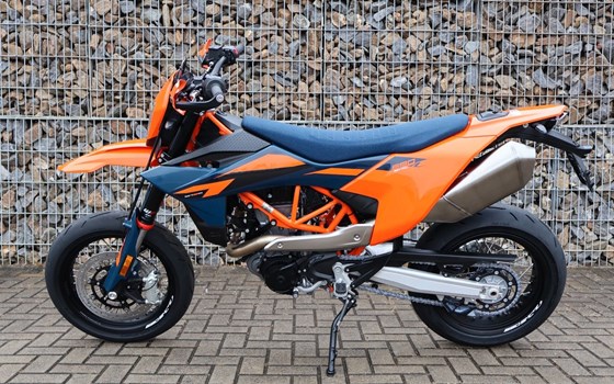 Gebrauchtmotorrad KTM 690 SMC R - Bild 1