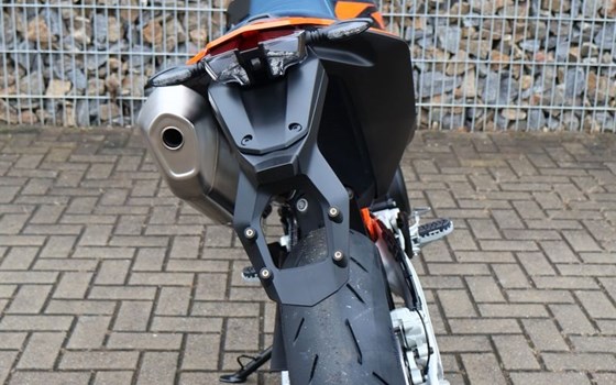 Gebrauchtmotorrad KTM 690 SMC R - Bild 6