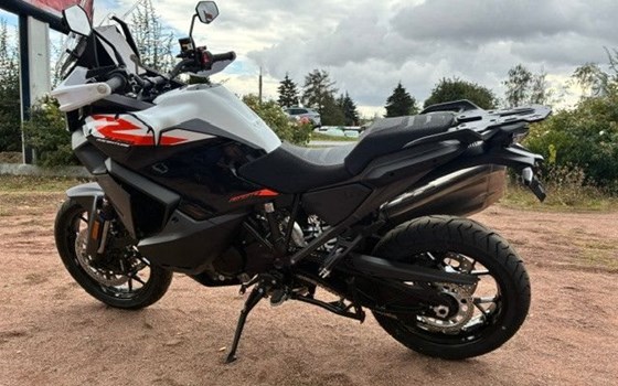 Neufahrzeug KTM 1390 Super Adventure S EVO - Bild 12