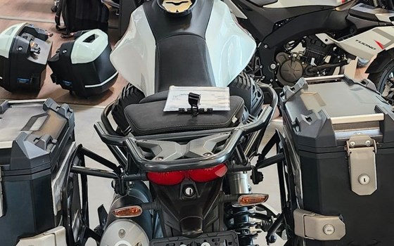 Gebrauchtmotorrad Moto Guzzi V85 TT - Bild 5