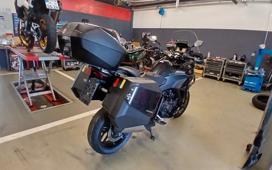 Gebrauchtmotorrad Honda NT1100 DCT Electronic Suspension - Bild 3