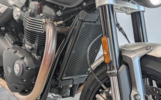 Gebrauchtmotorrad Triumph Speed Twin 1200 - Bild 8