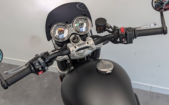 Gebrauchtmotorrad Triumph Speed Twin 1200 - Bild 9